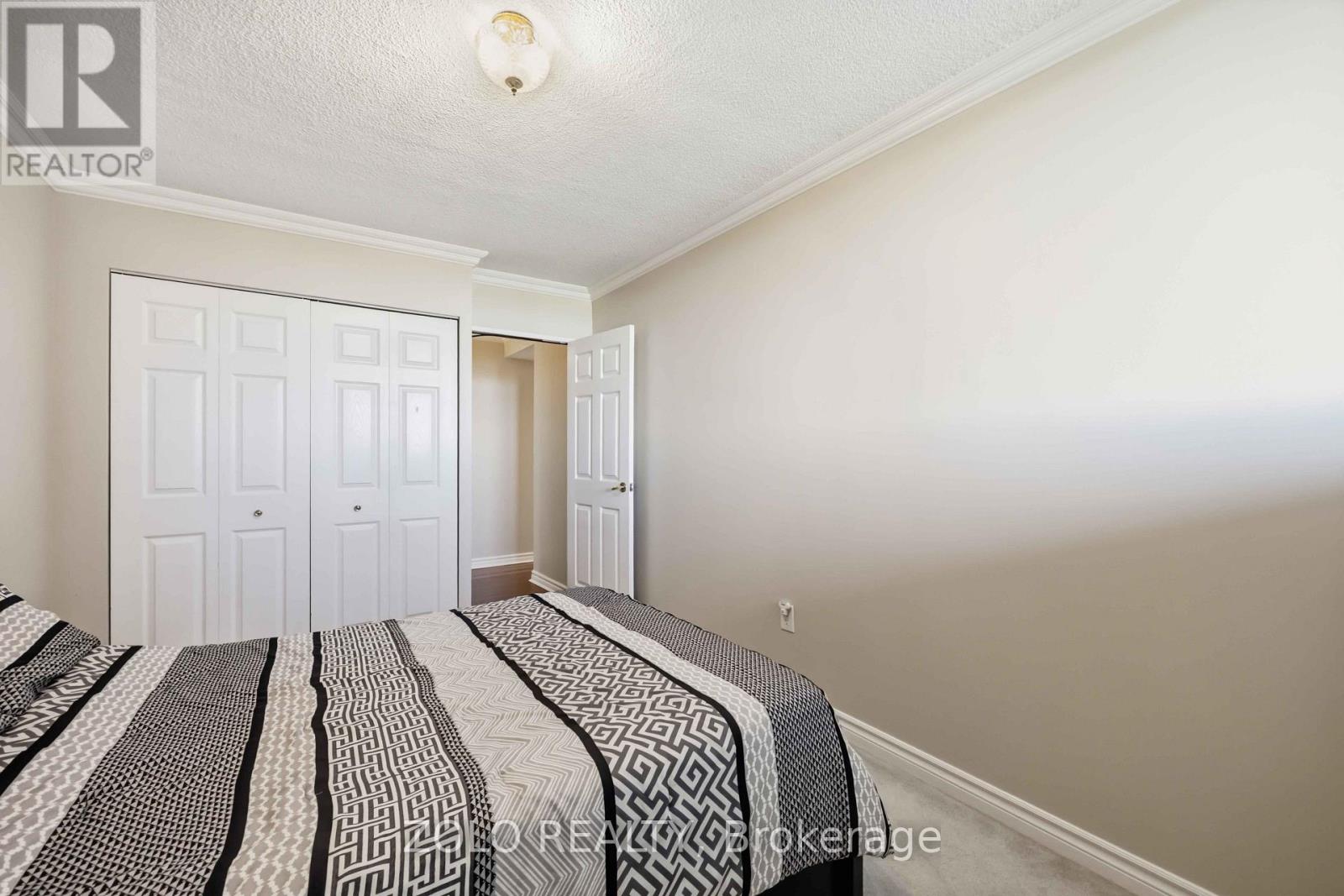 2003 - 812 Burnhamthorpe Road, Toronto, Ontario M9C 4W1 - Photo 13 - W13873402