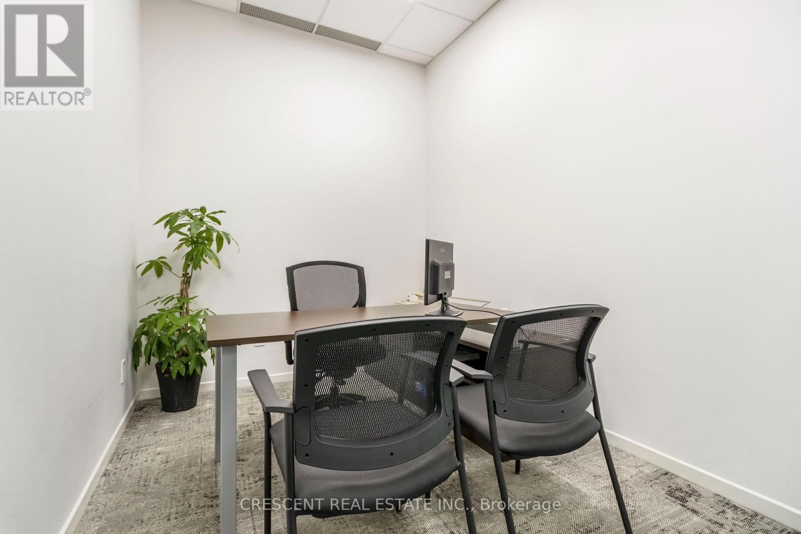 PRIVATE OFFICE - 347 JANE STREET, Toronto, Ontario
