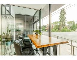 HOT DESK - 347 JANE STREET, Toronto, Ontario