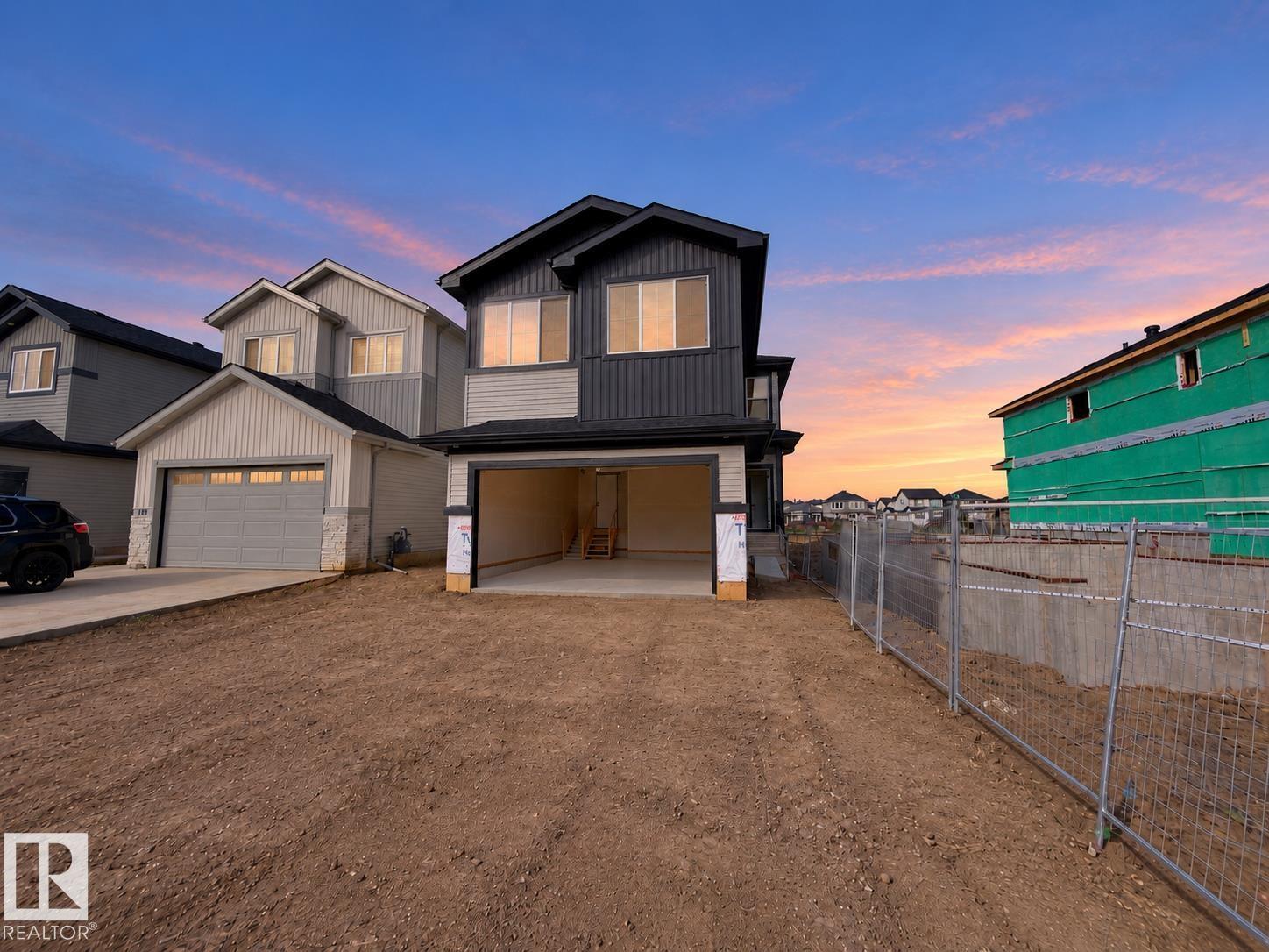120 CALEDON CR