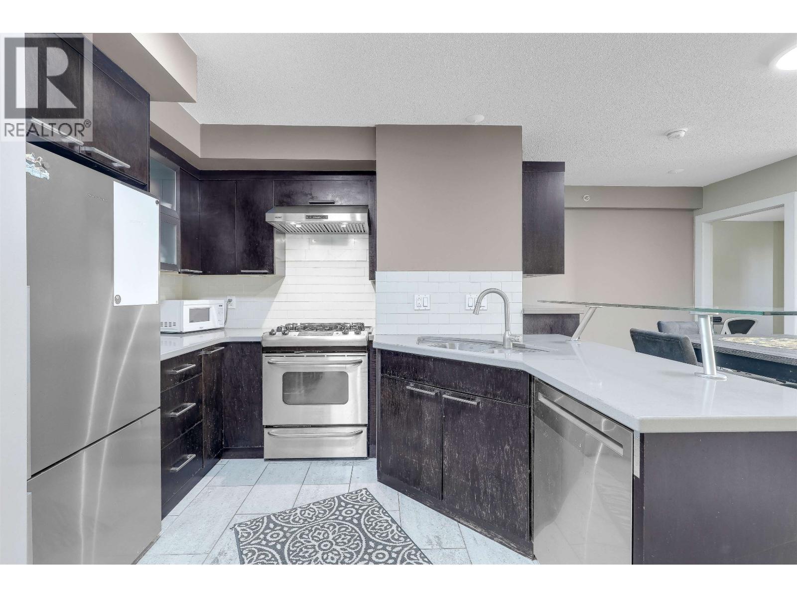 206 3811 Hastings Street, Burnaby, British Columbia  V5C 6V2 - Photo 9 - R3173023