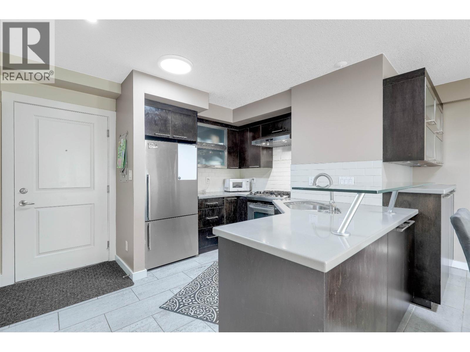 206 3811 Hastings Street, Burnaby, British Columbia  V5C 6V2 - Photo 6 - R3173023