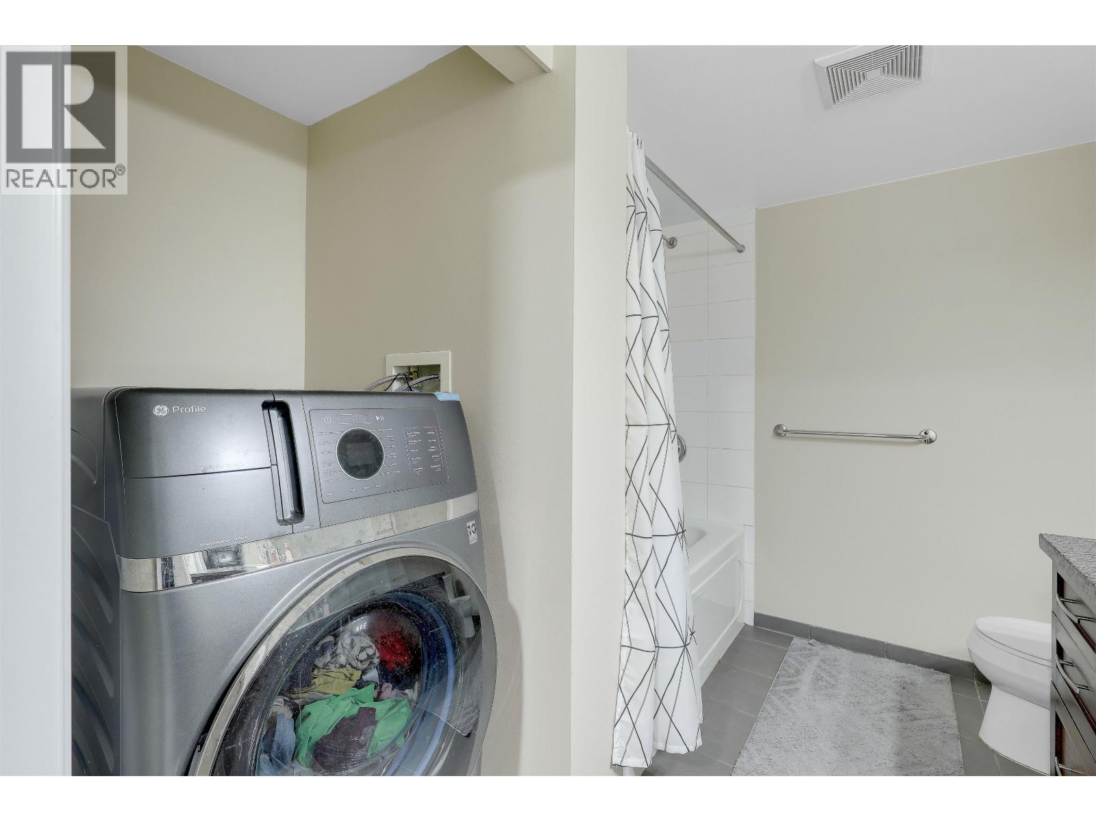 206 3811 Hastings Street, Burnaby, British Columbia  V5C 6V2 - Photo 16 - R3173023