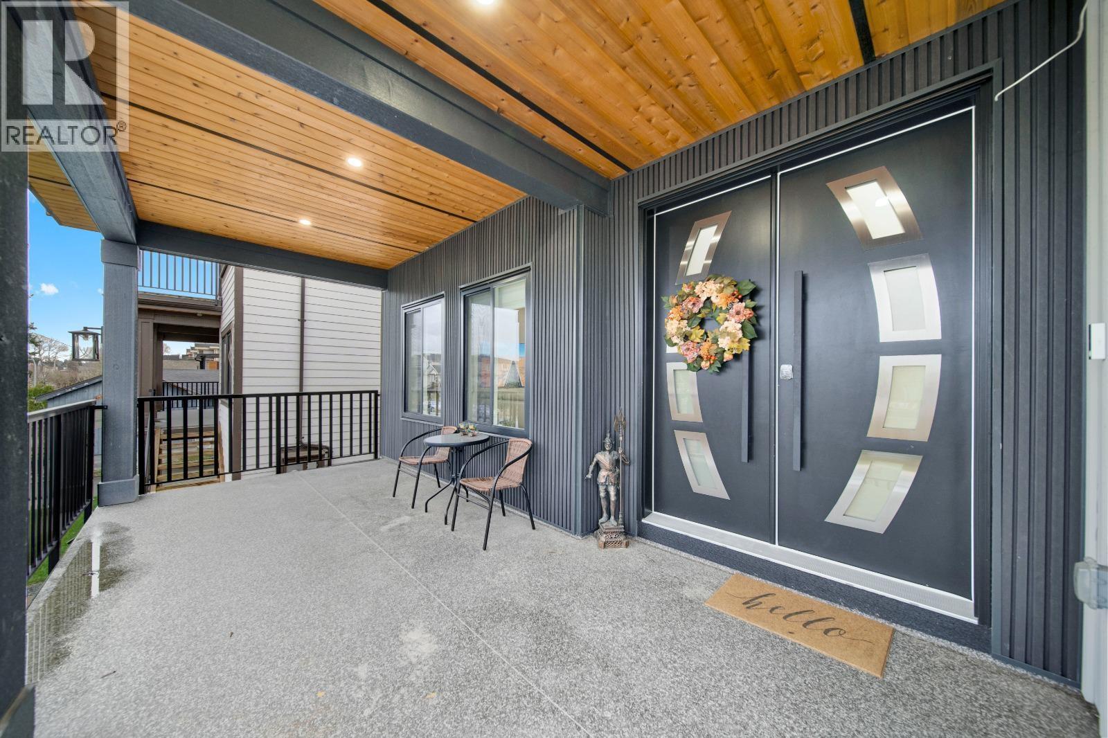 264 HUME STREET, New Westminster, British Columbia