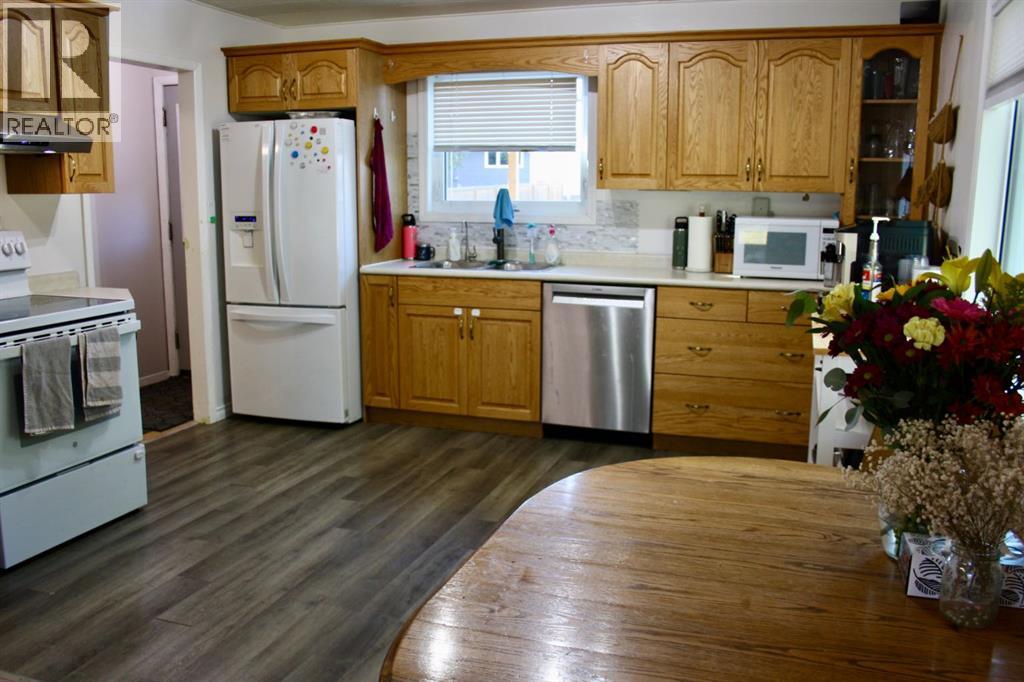 20 2nd Street E, Neilburg, Saskatchewan  S0M 2C0 - Photo 10 - A2350712