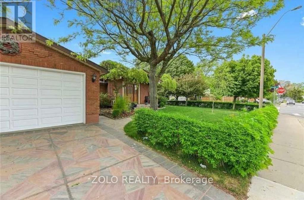 LOWER - 1 GARROW DRIVE W