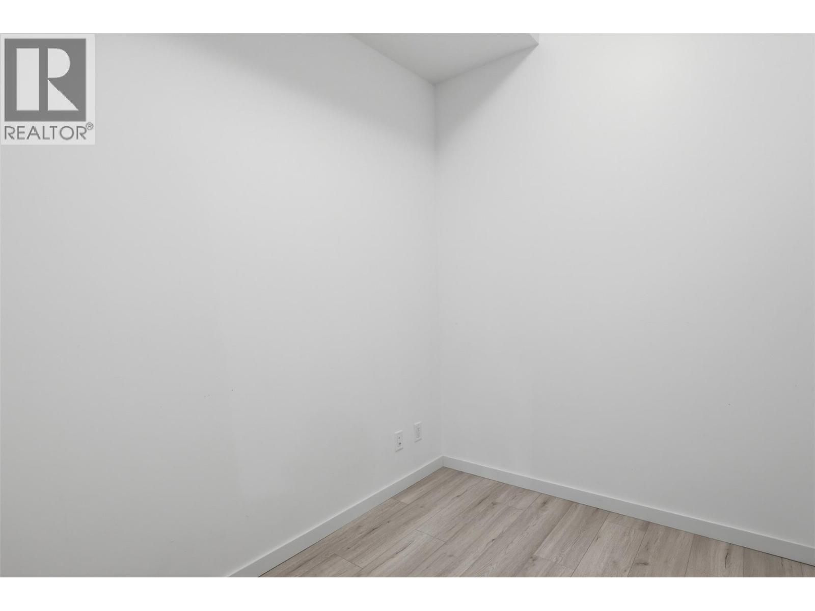 1405 SPRINGHILL Drive Unit# 2103