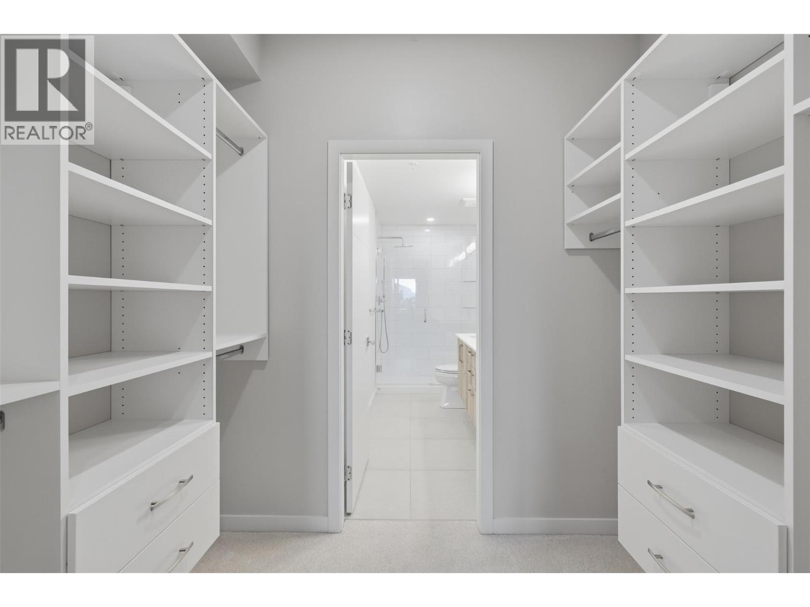 1405 SPRINGHILL Drive Unit# 2103