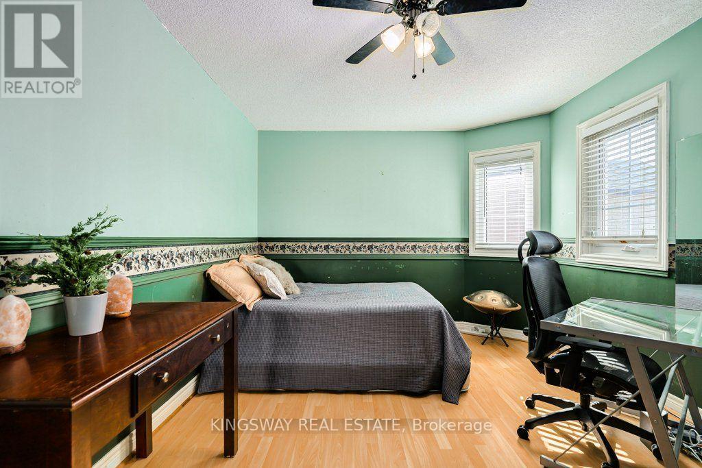 501 Ashprior Avenue, Mississauga, Ontario L5R 3N1 - Photo 23 - W13866810