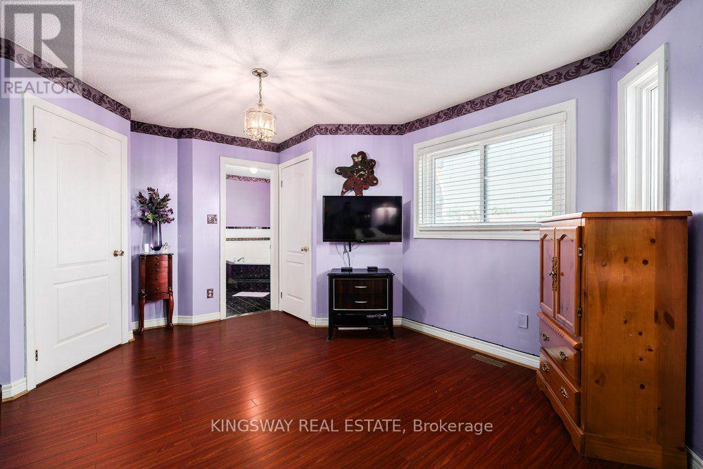 501 Ashprior Avenue, Mississauga, Ontario L5R 3N1 - Photo 31 - W13866810