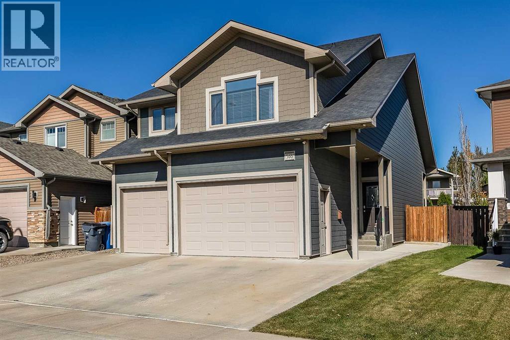 588 Vista Drive SE