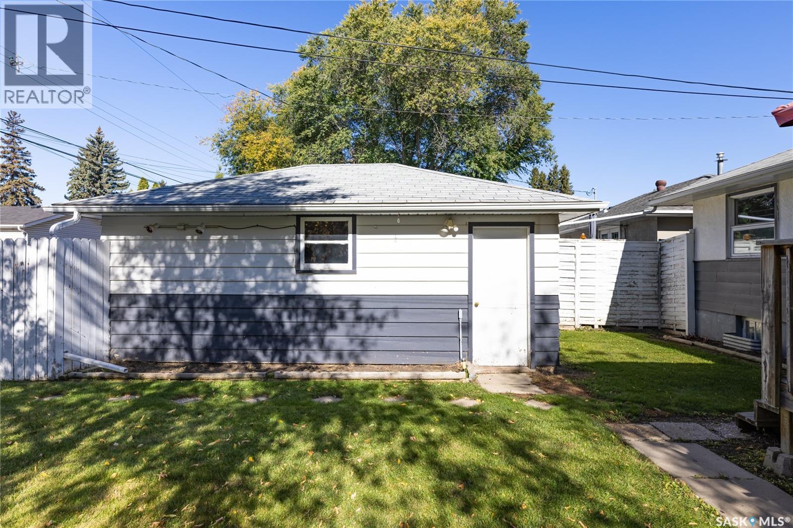 2522 William Avenue, Saskatoon, Saskatchewan  S7J 1B3 - Photo 34 - SK050532