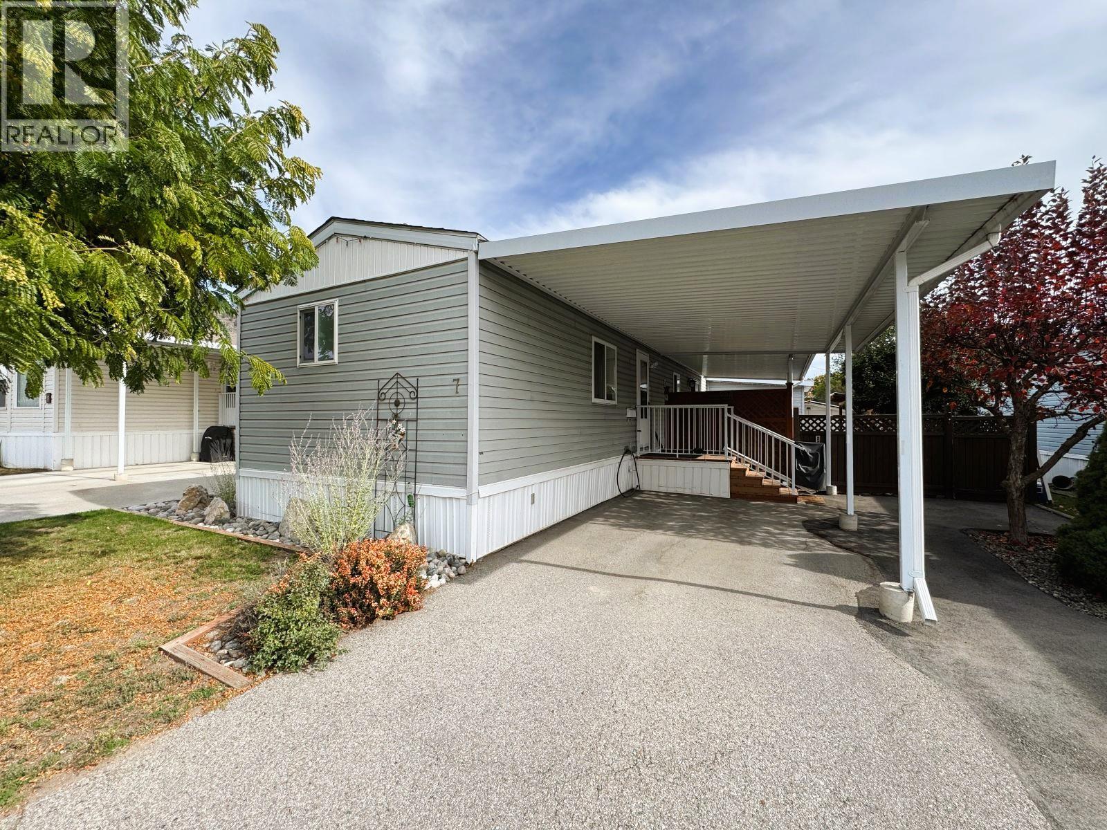 7225 Boundary Drive Unit# 7, Grand Forks, British Columbia  V0H 1H0 - Photo 1 - 10402594