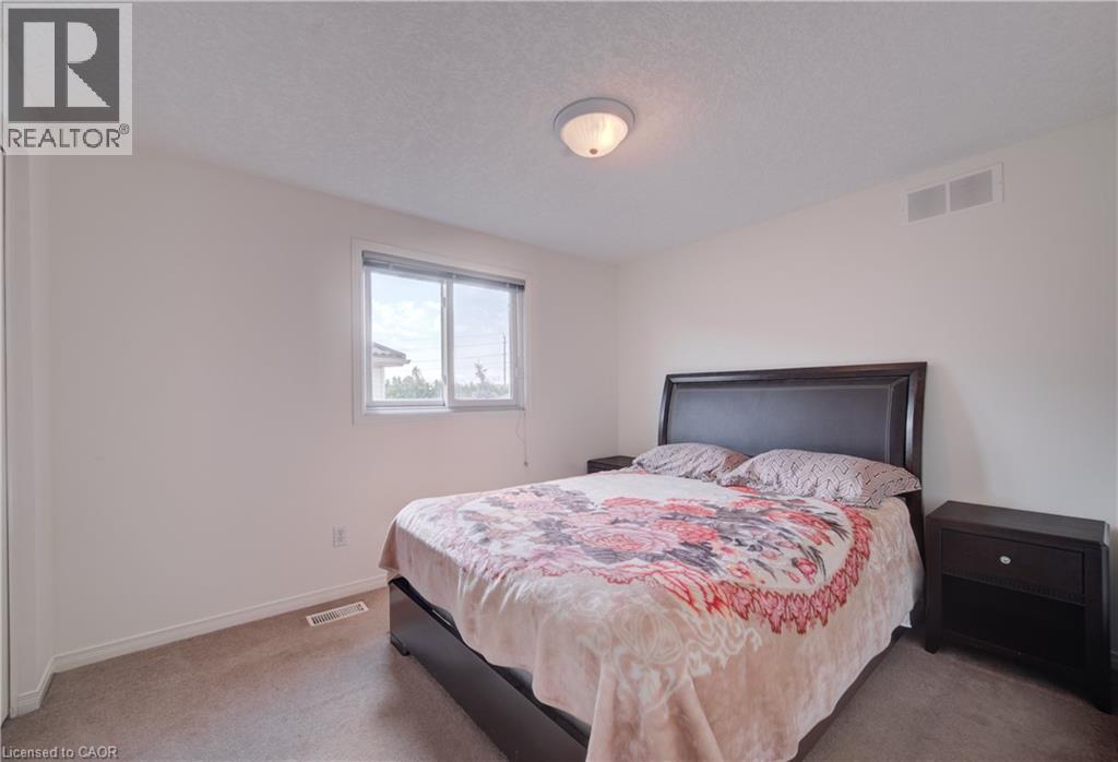 1064 Copper Leaf Crescent, Kitchener, Ontario  N2E 3W4 - Photo 23 - 40860661