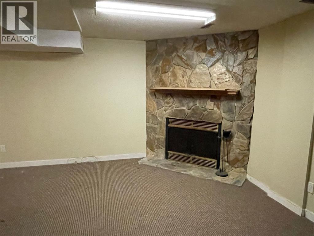 247 Bracewood Road SW, Calgary, Alberta  T2W 3C2 - Photo 25 - A2346722