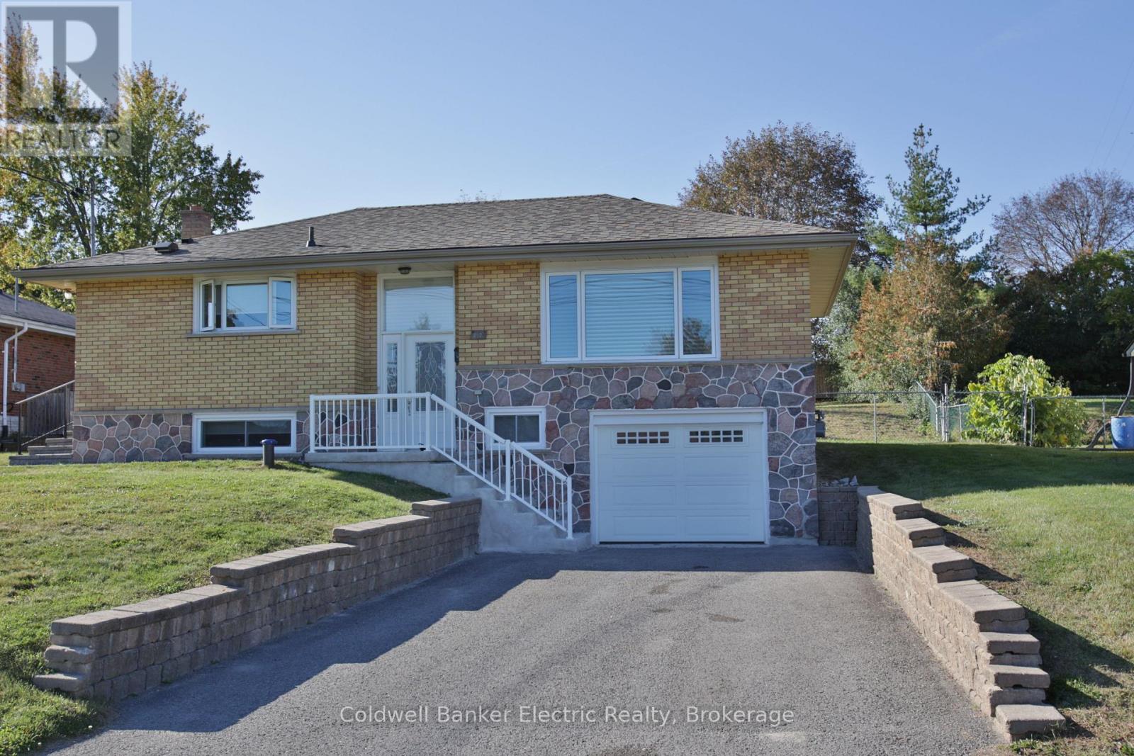282 Gifford Drive, Douro-Dummer, Ontario  K9L 1A7 - Photo 2 - X13872818