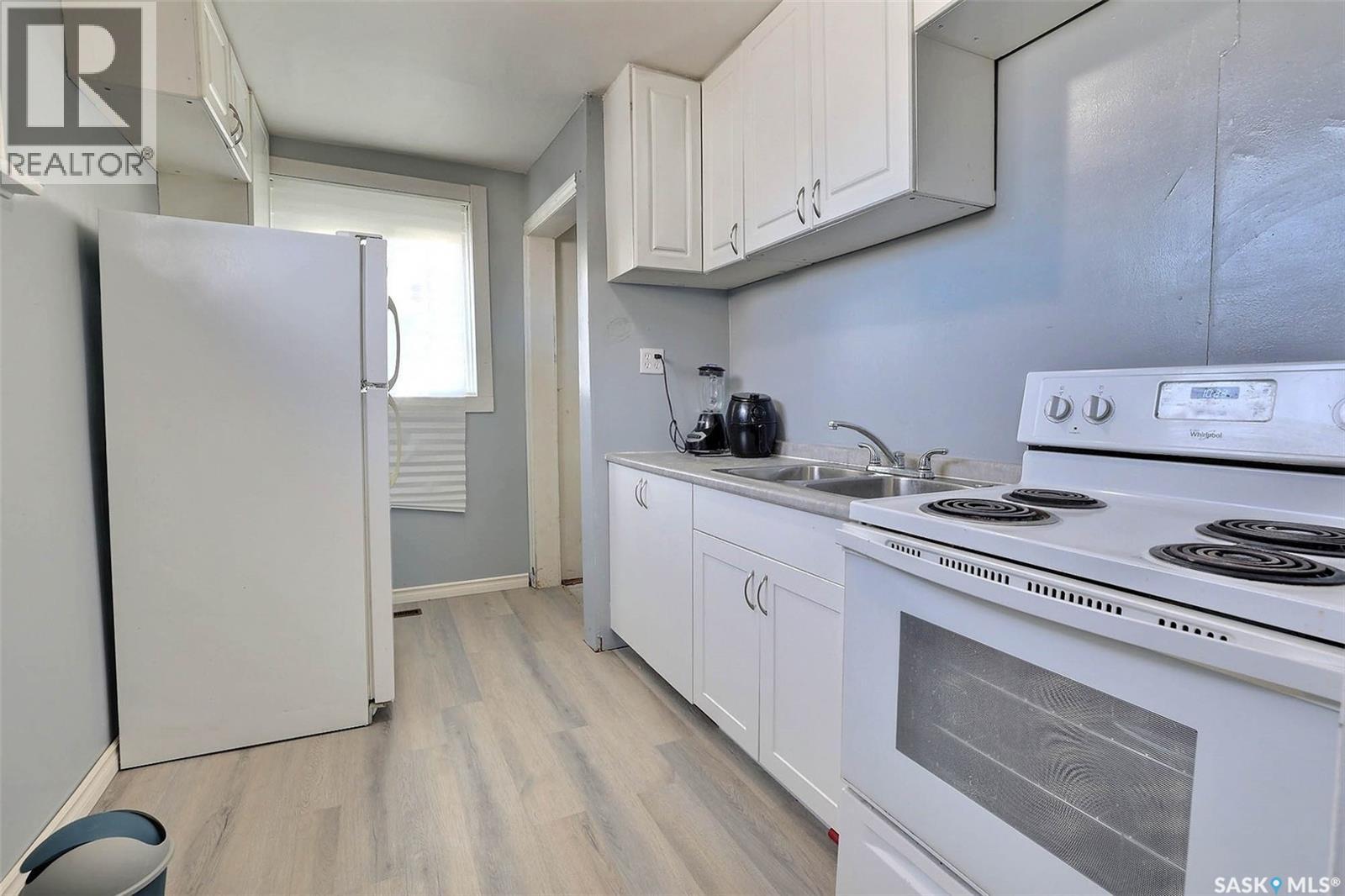 1615 Ottawa Street, Regina, Saskatchewan  S4P 1P1 - Photo 5 - SK050583