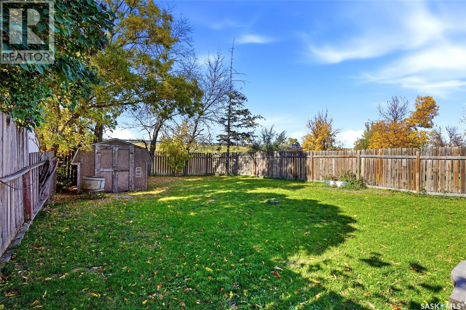 1502 Grosvenor Street, Regina, Saskatchewan  S4N 4C6 - Photo 27 - SK050567
