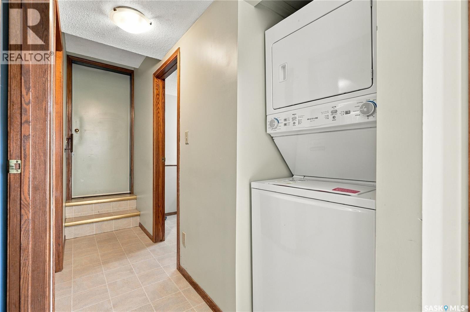 518 Bronson Crescent, Saskatoon, Saskatchewan  S7J 5E3 - Photo 22 - SK050415