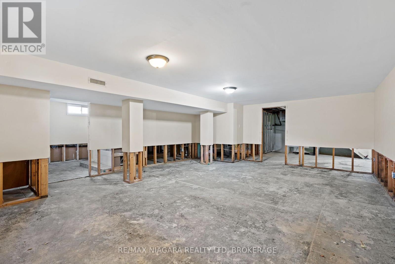 256 Kingsway Street, Welland, Ontario  L3B 3N9 - Photo 14 - X13873572