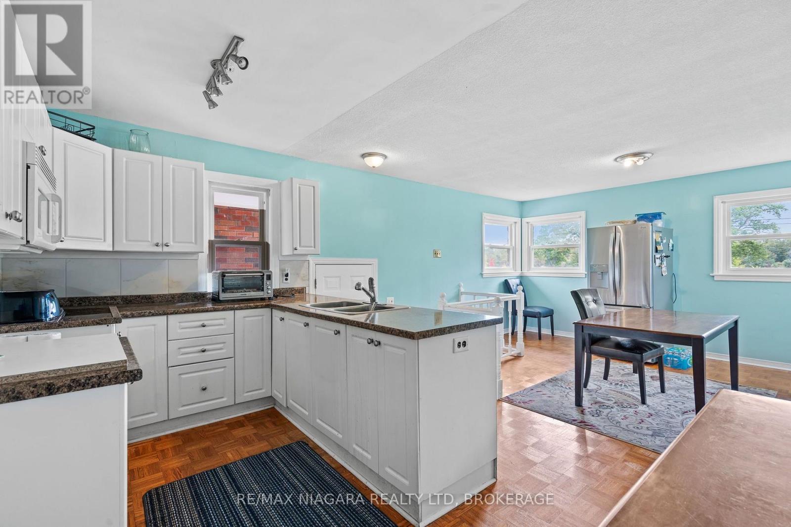 256 Kingsway Street, Welland, Ontario  L3B 3N9 - Photo 8 - X13873572