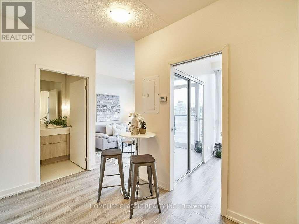 1103 - 200 Sackville Street, Toronto, Ontario  M5A 0B9 - Photo 3 - C13873486