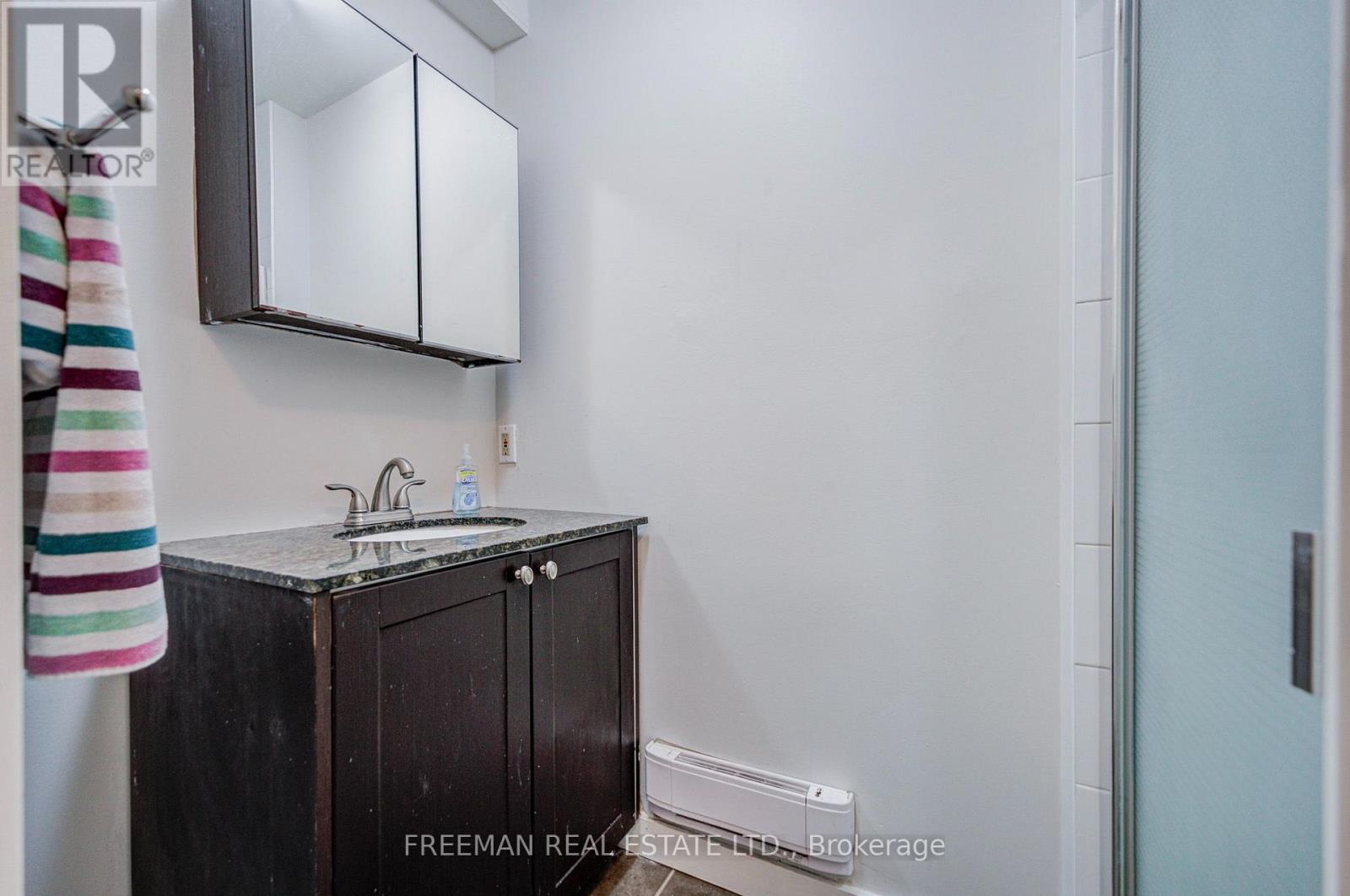 468 Markham Street, Toronto, Ontario  M6G 2L3 - Photo 46 - C13873598
