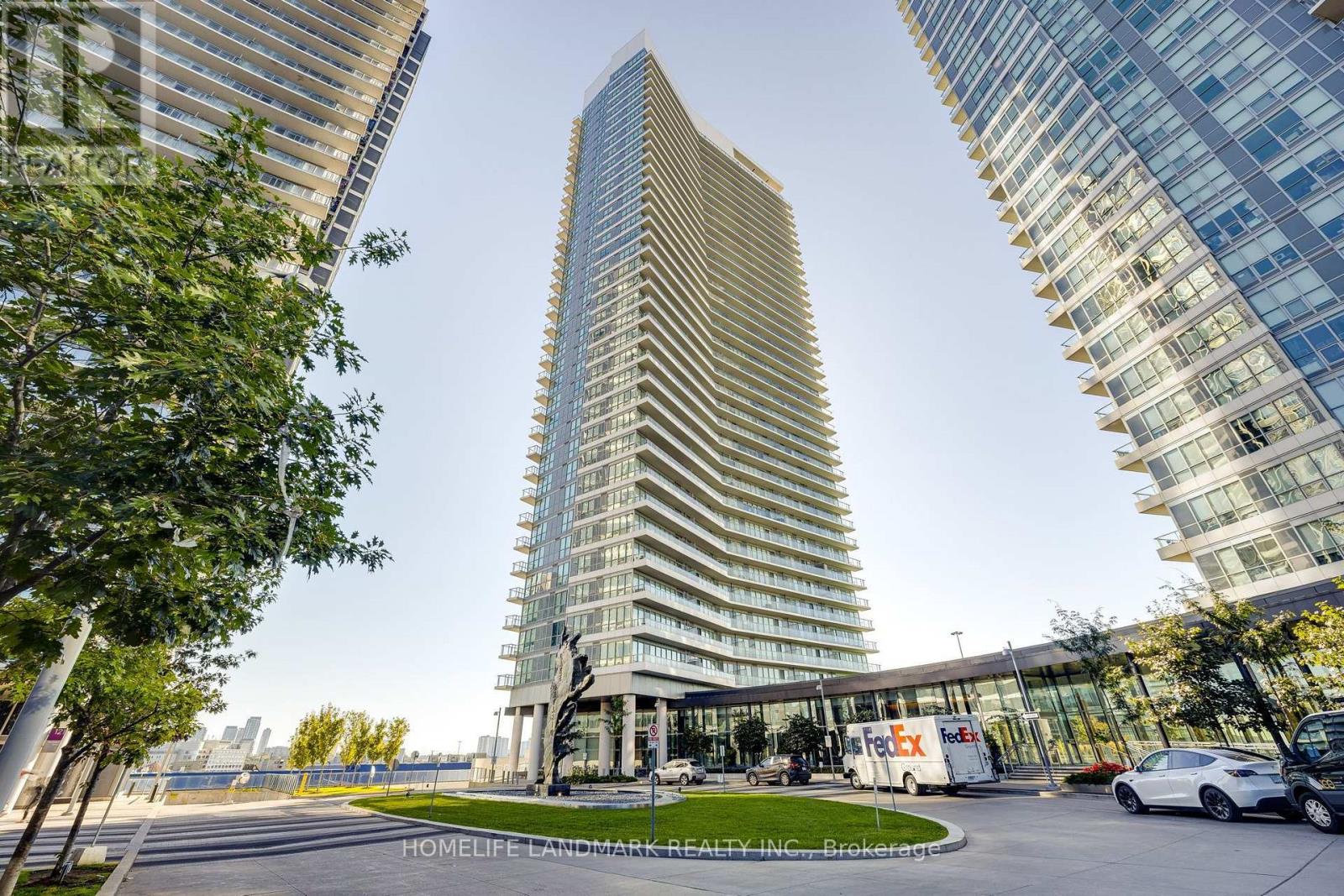 Ph09 - 117 Mcmahon Drive, Toronto, Ontario  M2K 0E4 - Photo 2 - C13873636