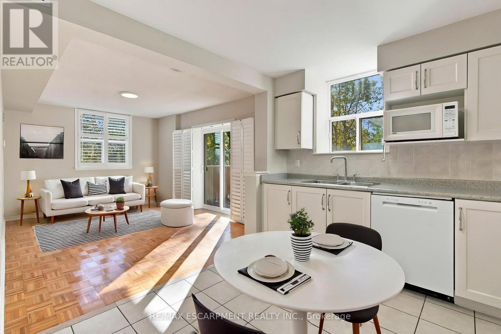 223 - 7373 Martingrove Road, Vaughan (Vaughan Grove), Ontario  L4L 9K1 - Photo 5 - N13873520