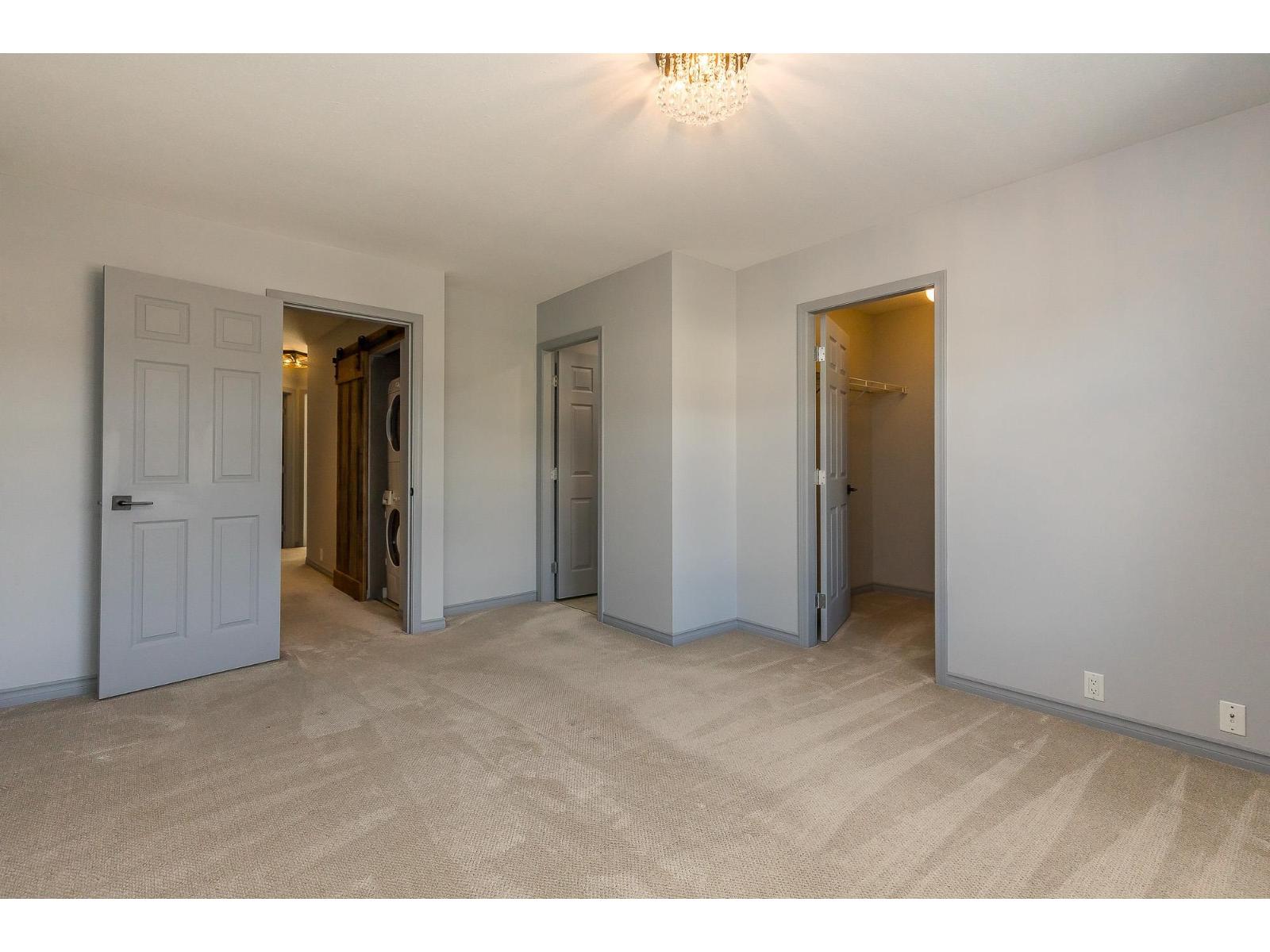 113 33751 7 AVENUE