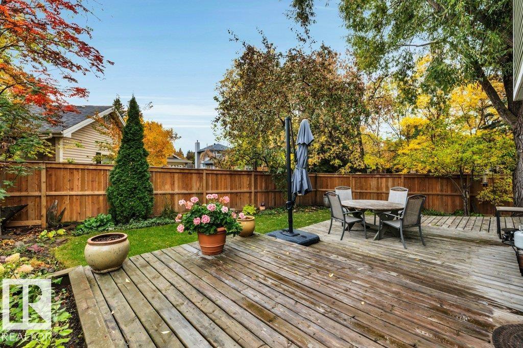 6 Wakefield PL