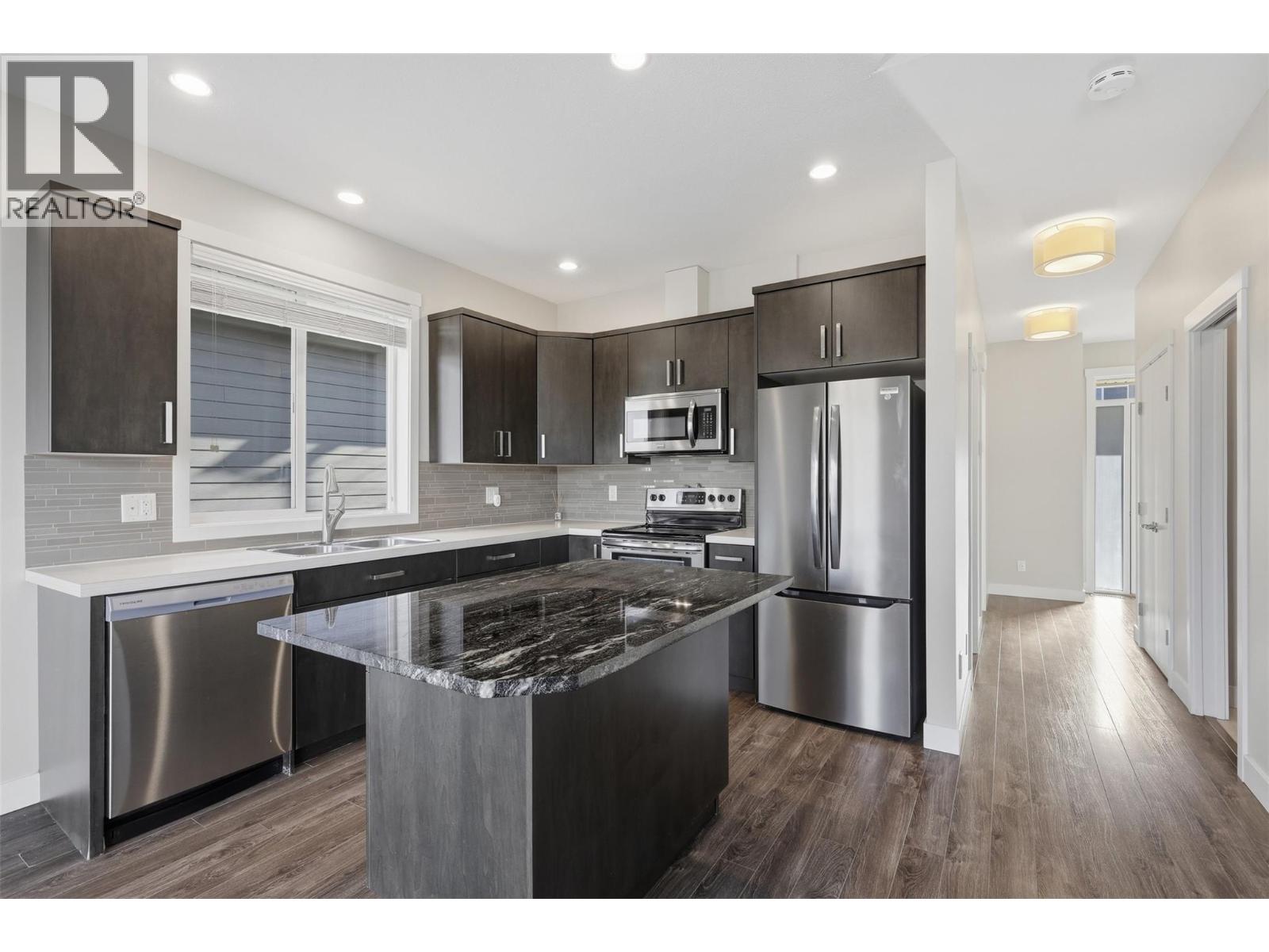 1939 COLDWATER Drive Unit# 106