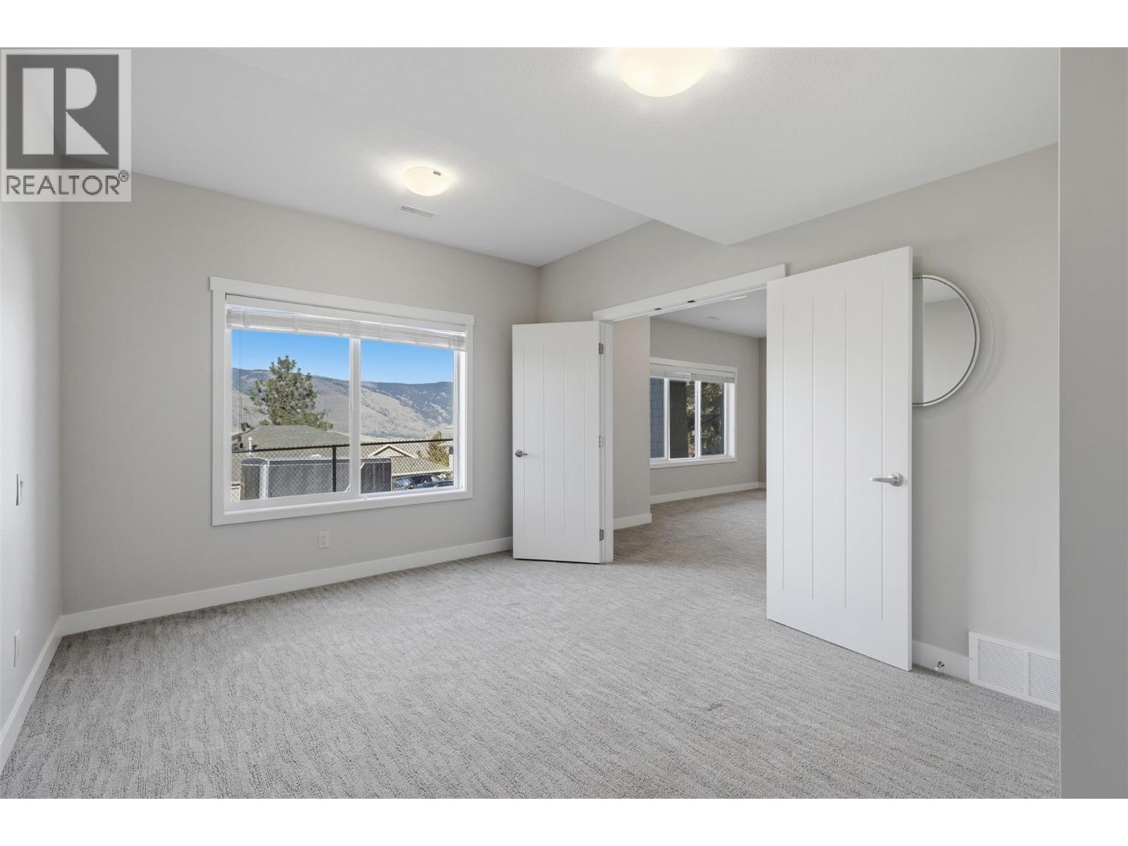 1939 COLDWATER Drive Unit# 106