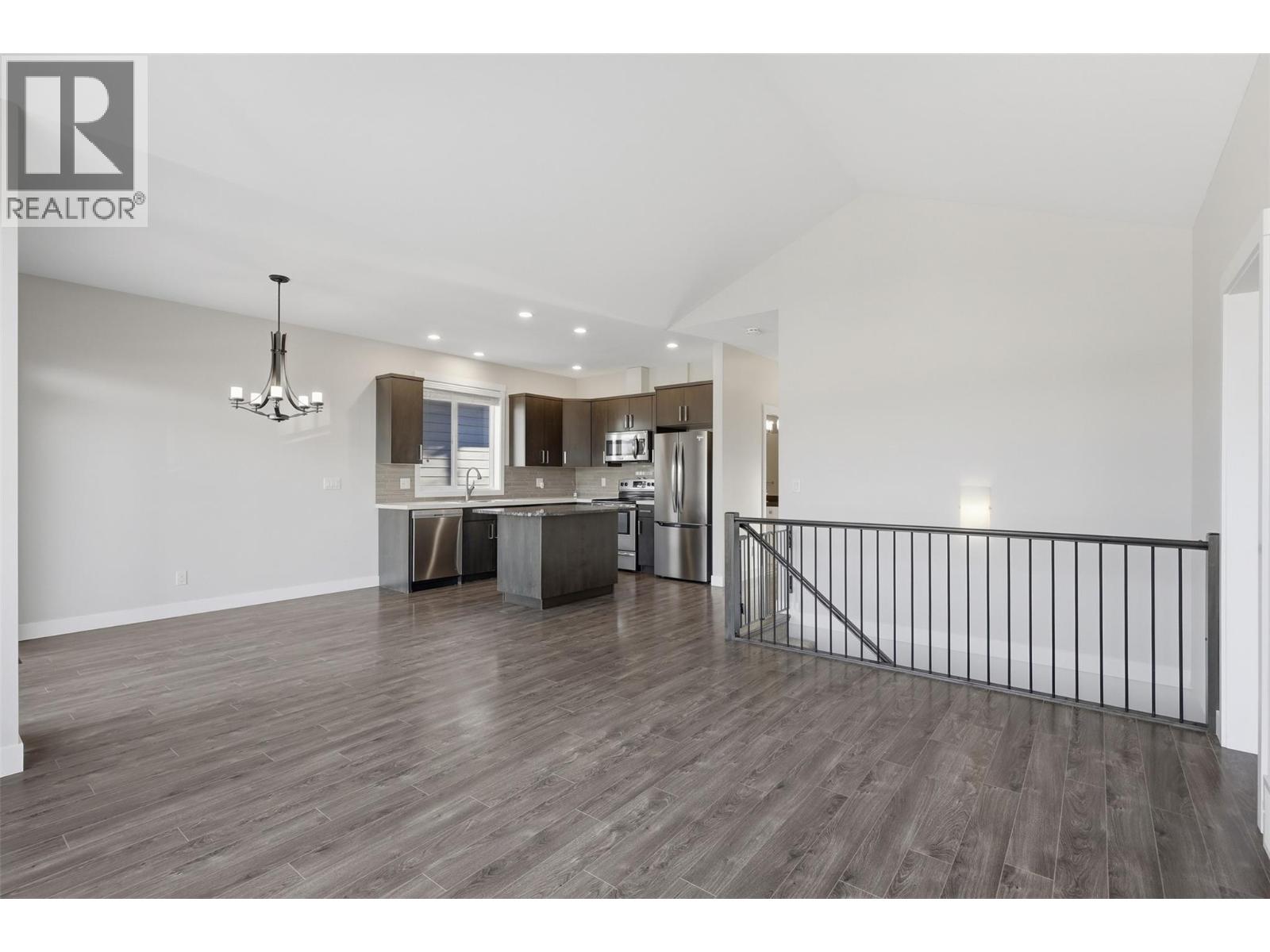 1939 COLDWATER Drive Unit# 106