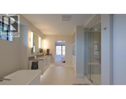 740 Pinehaven Court, Kelowna, British Columbia  V1V 2Y3 - Photo 36 - 10402929