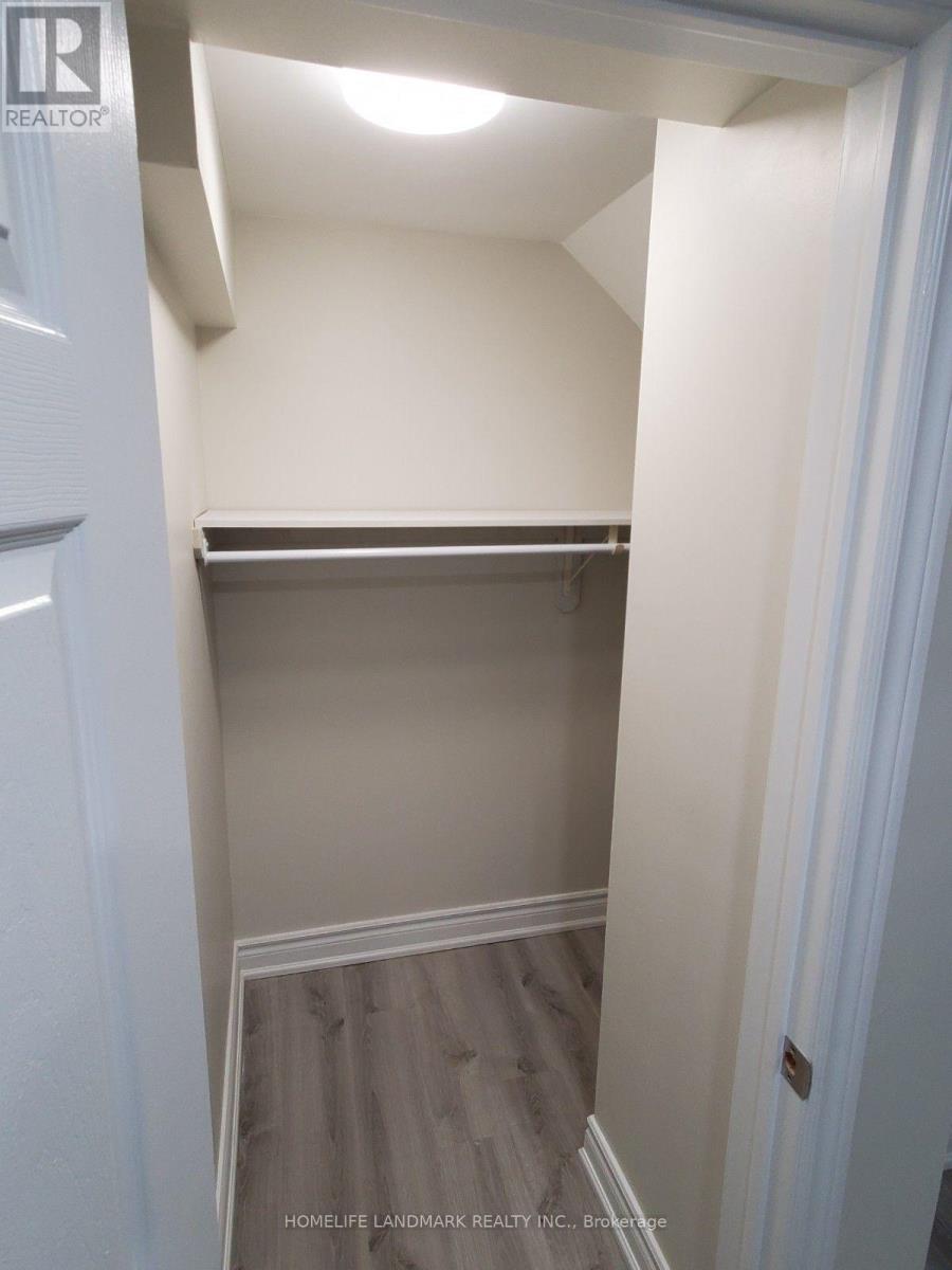 Basement Unit - 523 Dymott Avenue, Milton, Ontario  L9T 7V6 - Photo 6 - W13873478