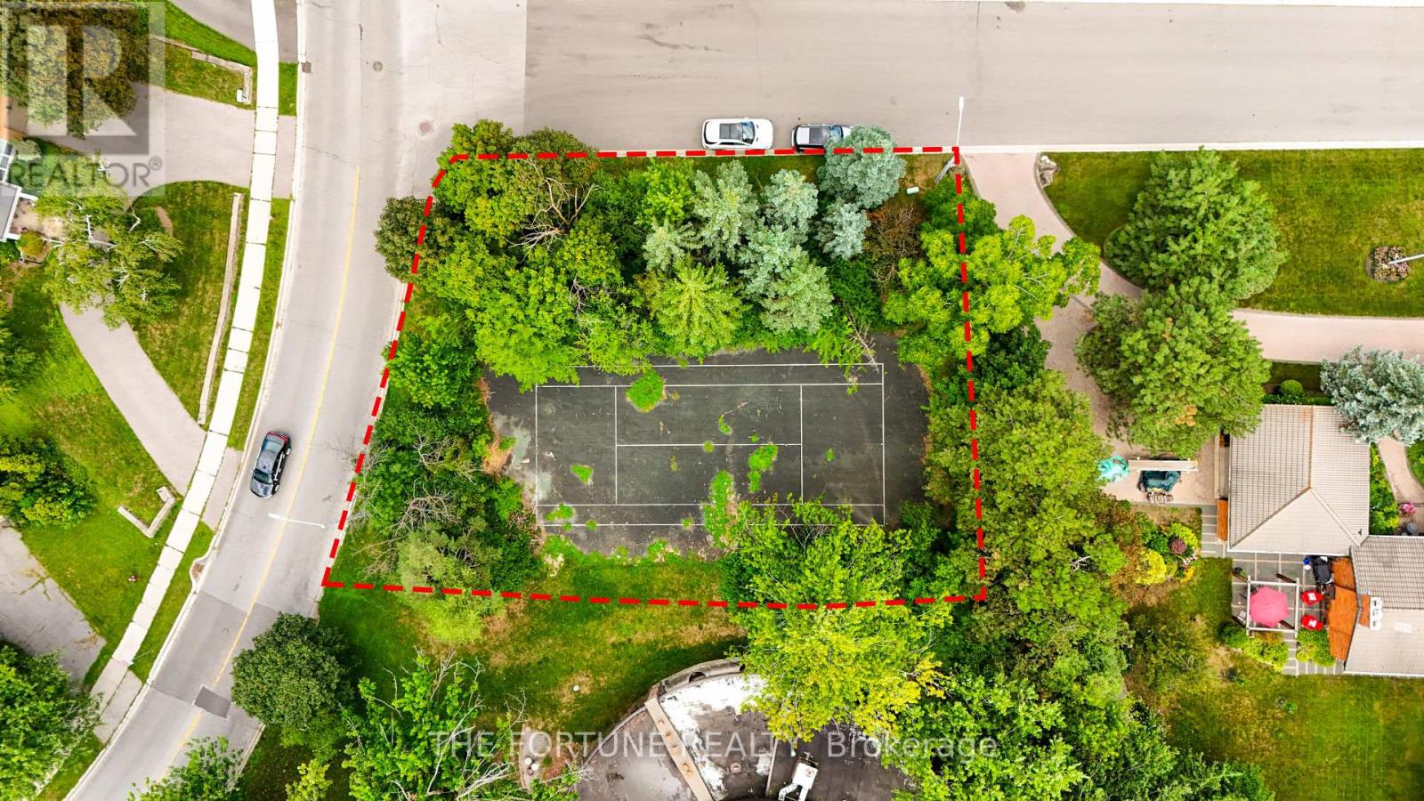 58 Parkview Place, Brampton (Brampton East), Ontario  L6W 2G2 - Photo 1 - W13873570