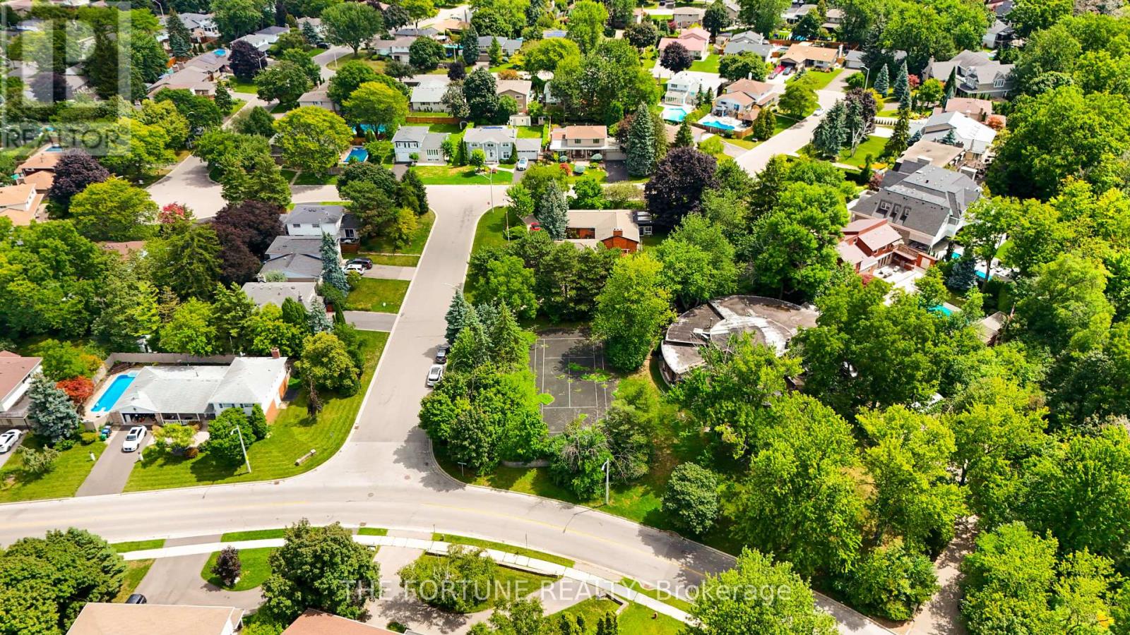 58 Parkview Place, Brampton (Brampton East), Ontario  L6W 2G2 - Photo 10 - W13873570