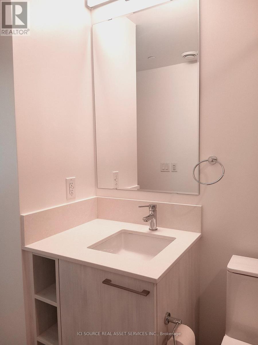 525 - 1381 Lakeshore Road E, Mississauga, Ontario  L5E 1G6 - Photo 15 - W13873610
