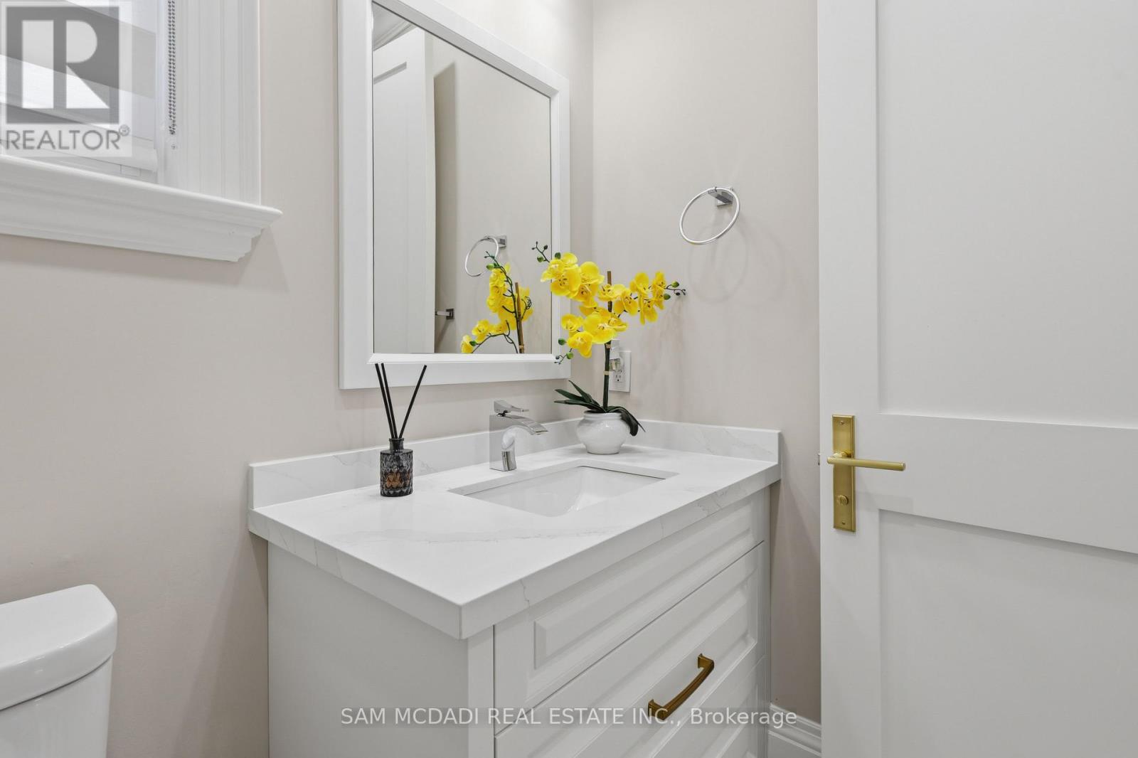 403 Willis Drive, Oakville, Ontario  L6L 4T9 - Photo 14 - W13873660