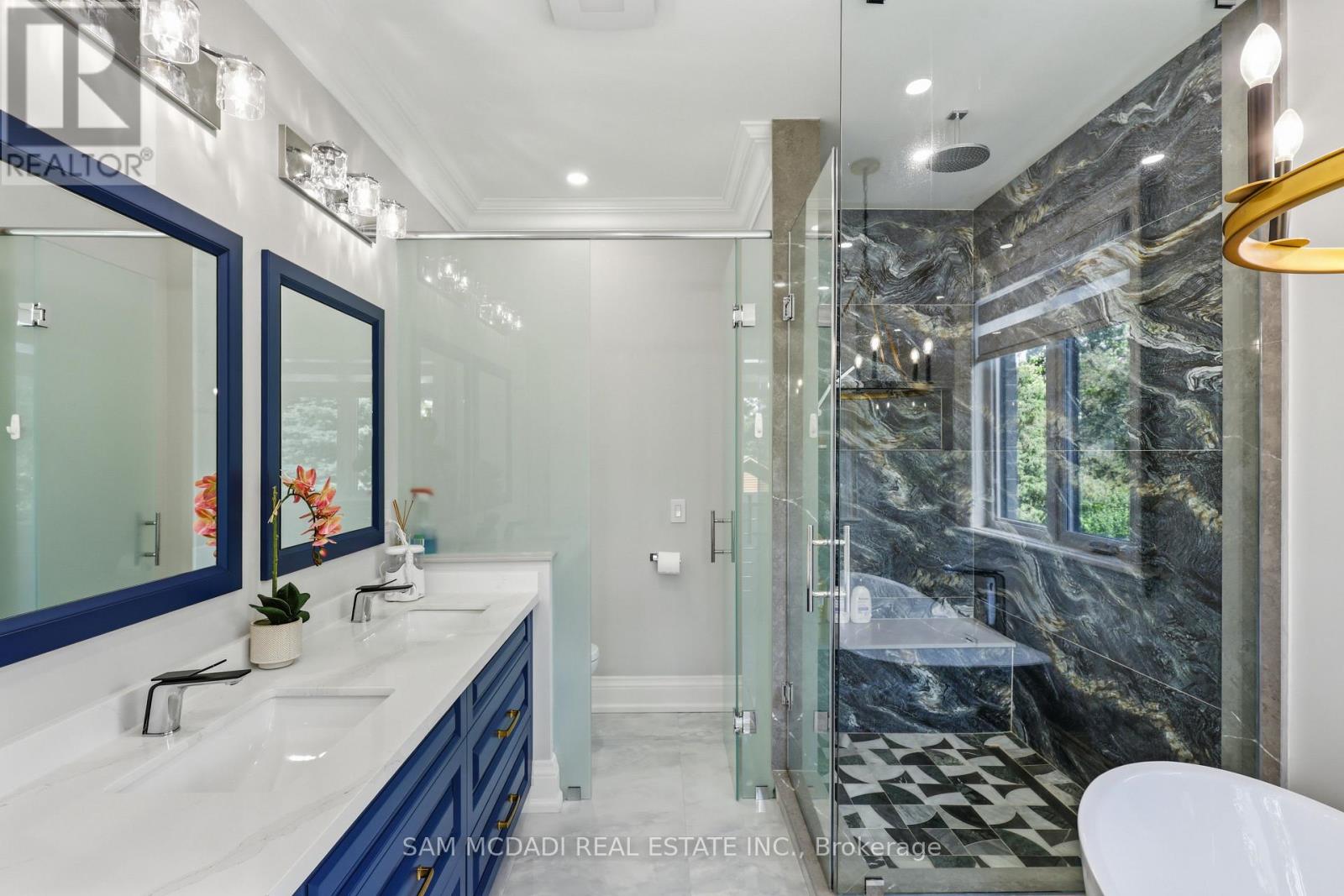 403 Willis Drive, Oakville, Ontario  L6L 4T9 - Photo 19 - W13873660