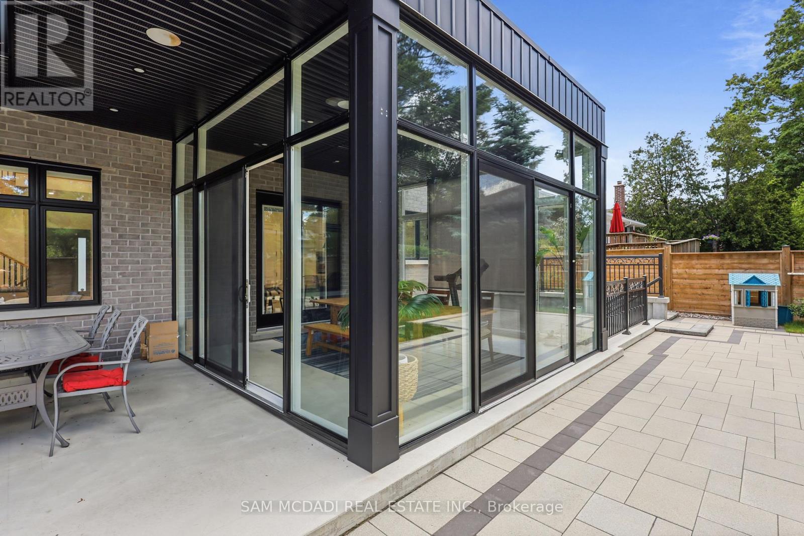 403 Willis Drive, Oakville, Ontario  L6L 4T9 - Photo 42 - W13873660