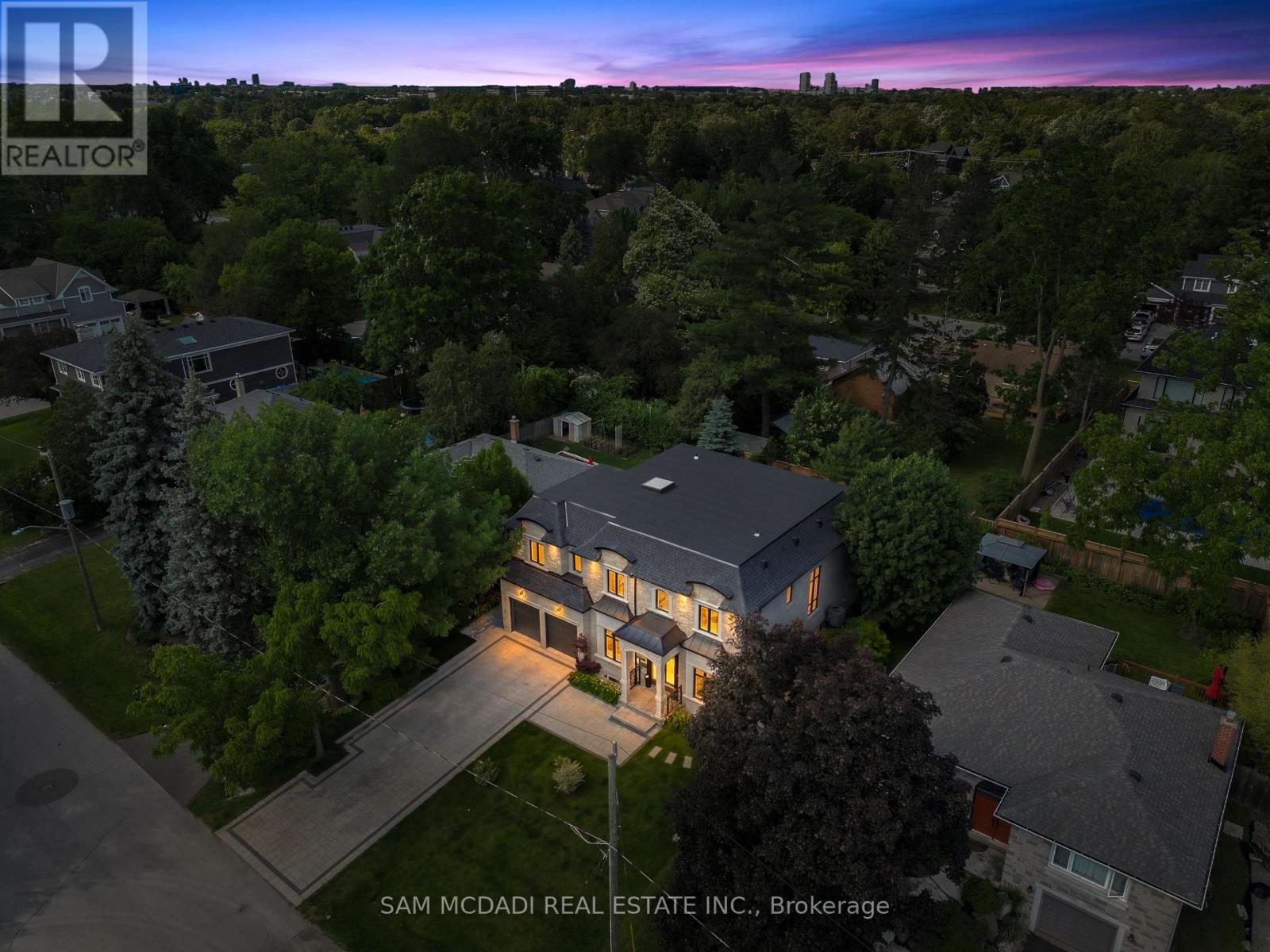 403 Willis Drive, Oakville, Ontario  L6L 4T9 - Photo 48 - W13873660