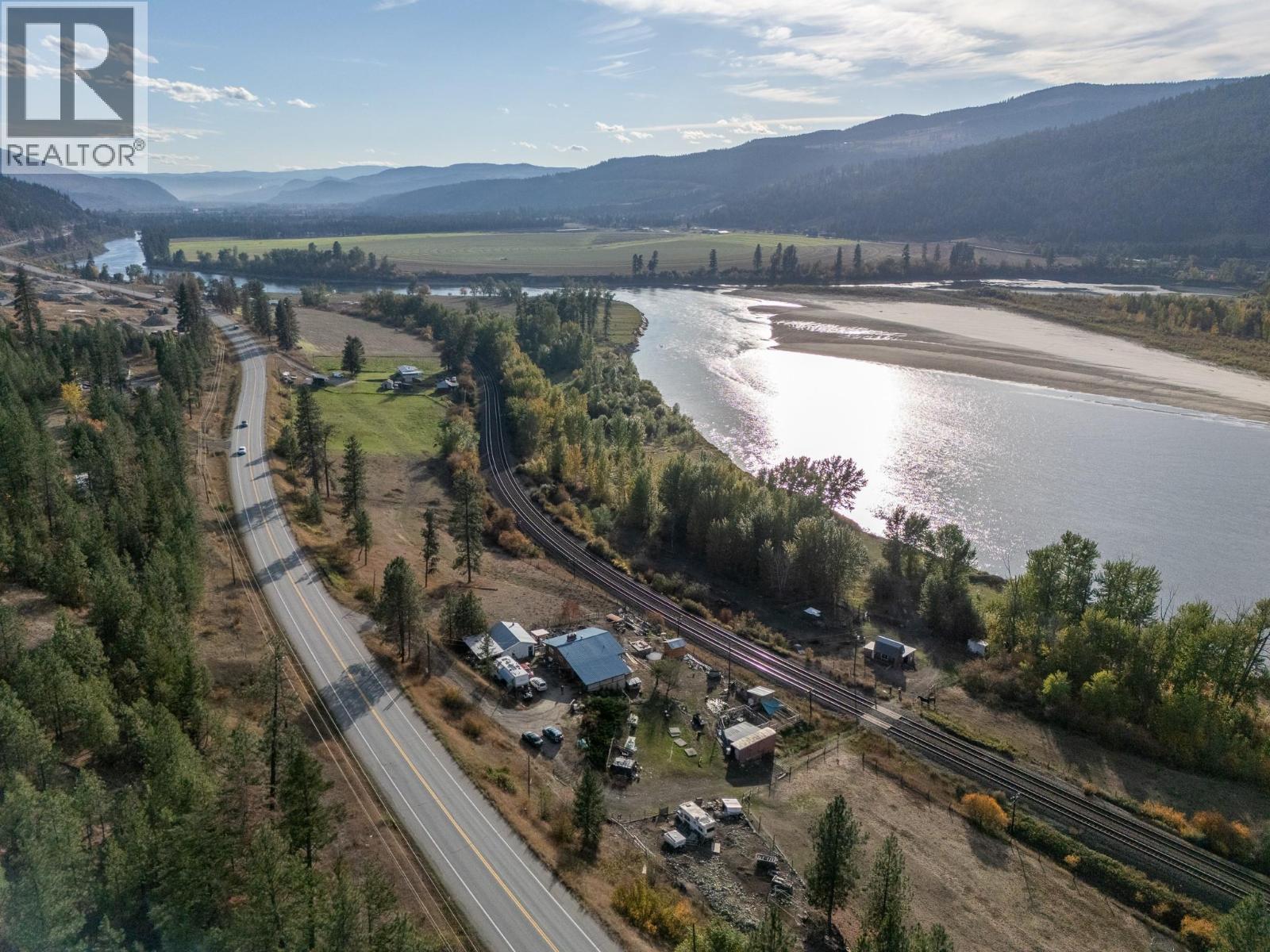 7941 Yellowhead Highway