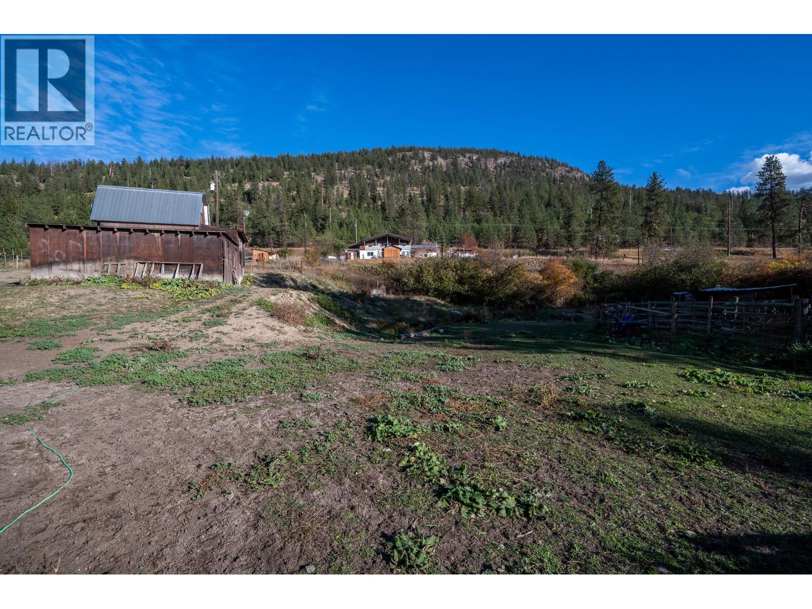 7941 Yellowhead Highway