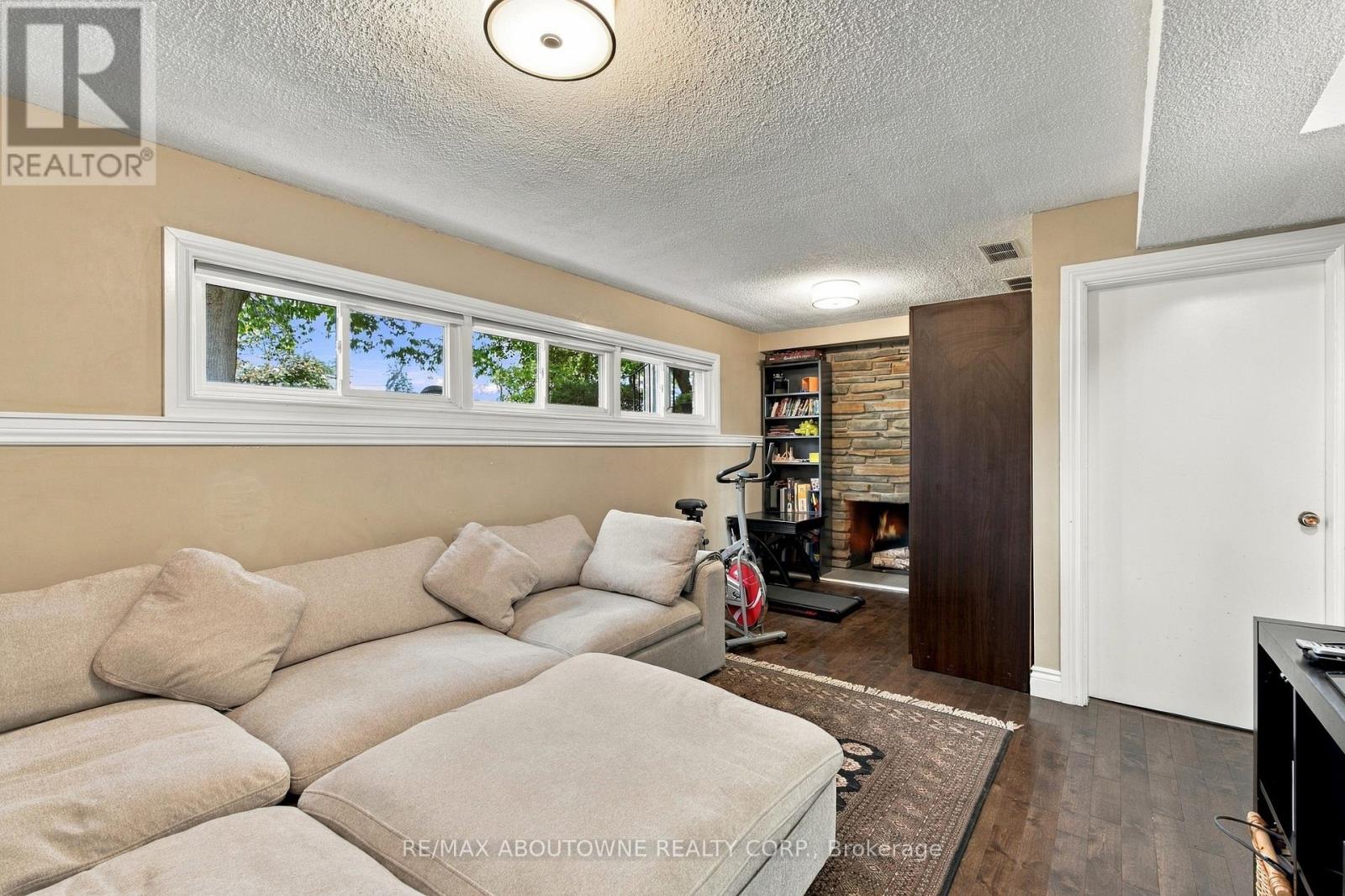 617 Scenic Drive, Hamilton, Ontario  L9C 1H2 - Photo 31 - X13873546