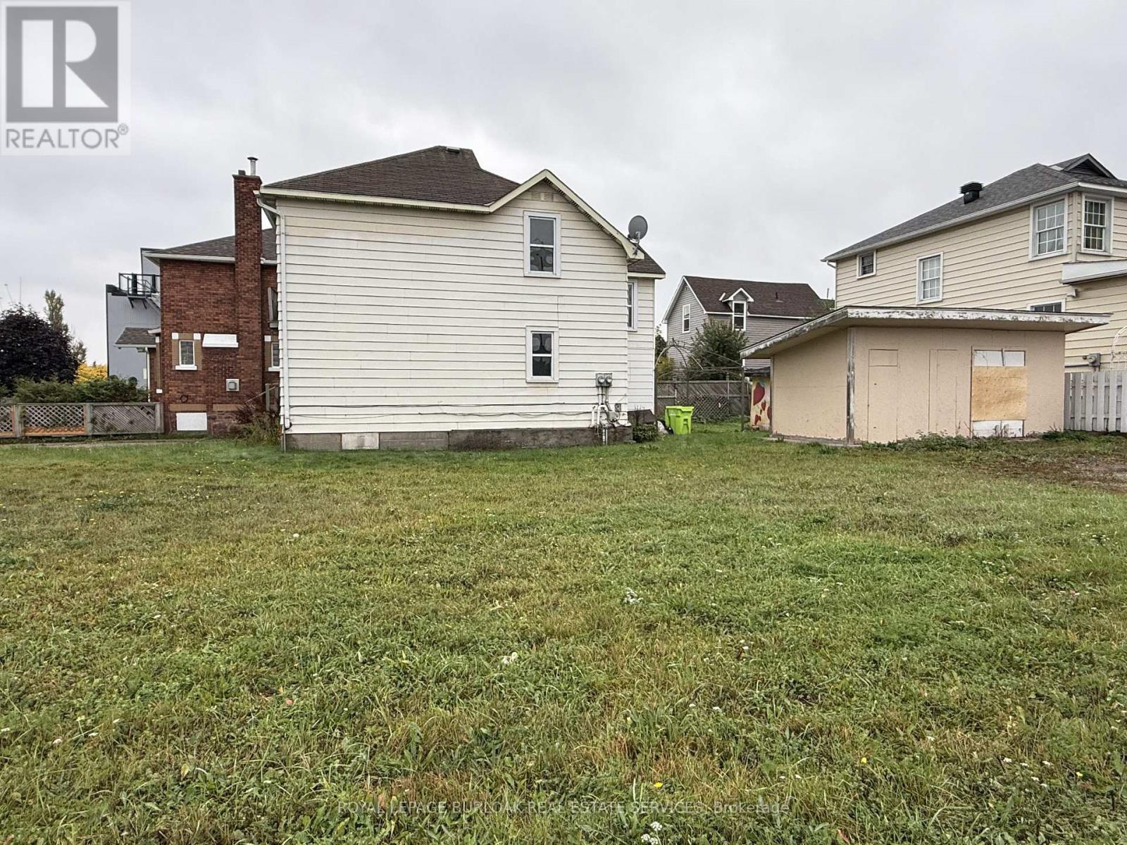 169 Huron Street, Sault Ste Marie, Ontario  P6A 1R2 - Photo 4 - X13873590