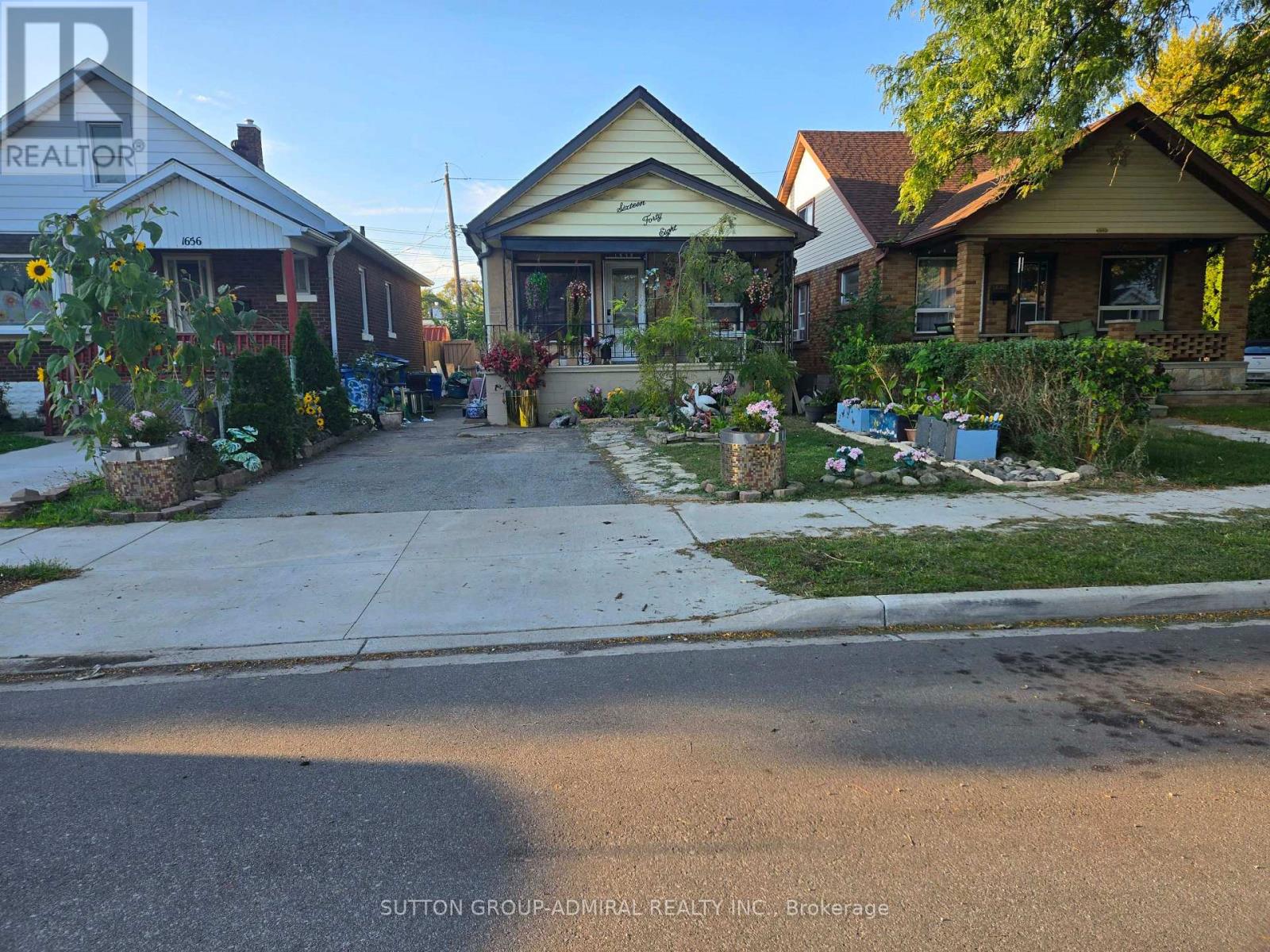1648 Laing Street, Windsor, Ontario  N9B 1M9 - Photo 1 - X13873604