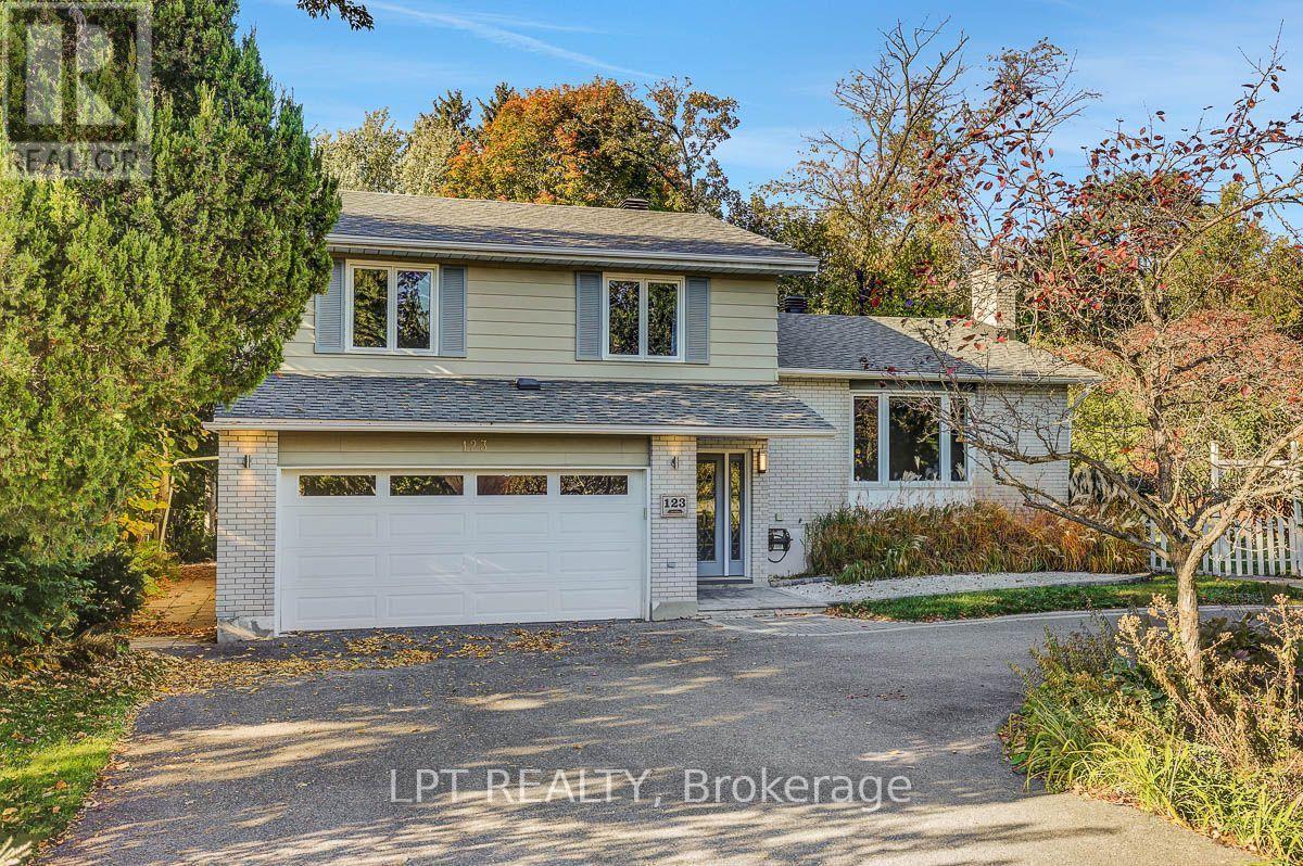 123 Dorothea Drive, Ottawa, Ontario  K1V 7C6 - Photo 1 - X13873056