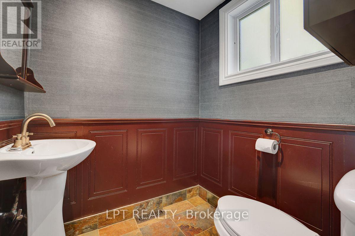 123 Dorothea Drive, Ottawa, Ontario  K1V 7C6 - Photo 21 - X13873056